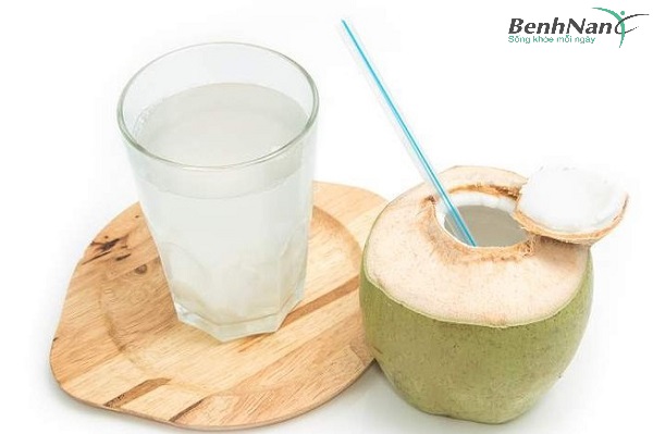 Bệnh nhân bị tiểu đường uống nước dừa được không?